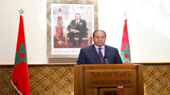 الداخلية تحذر من دعوات العبور الجماعي إلى سبتة ومليلية وتؤكد جاهزية السلطات